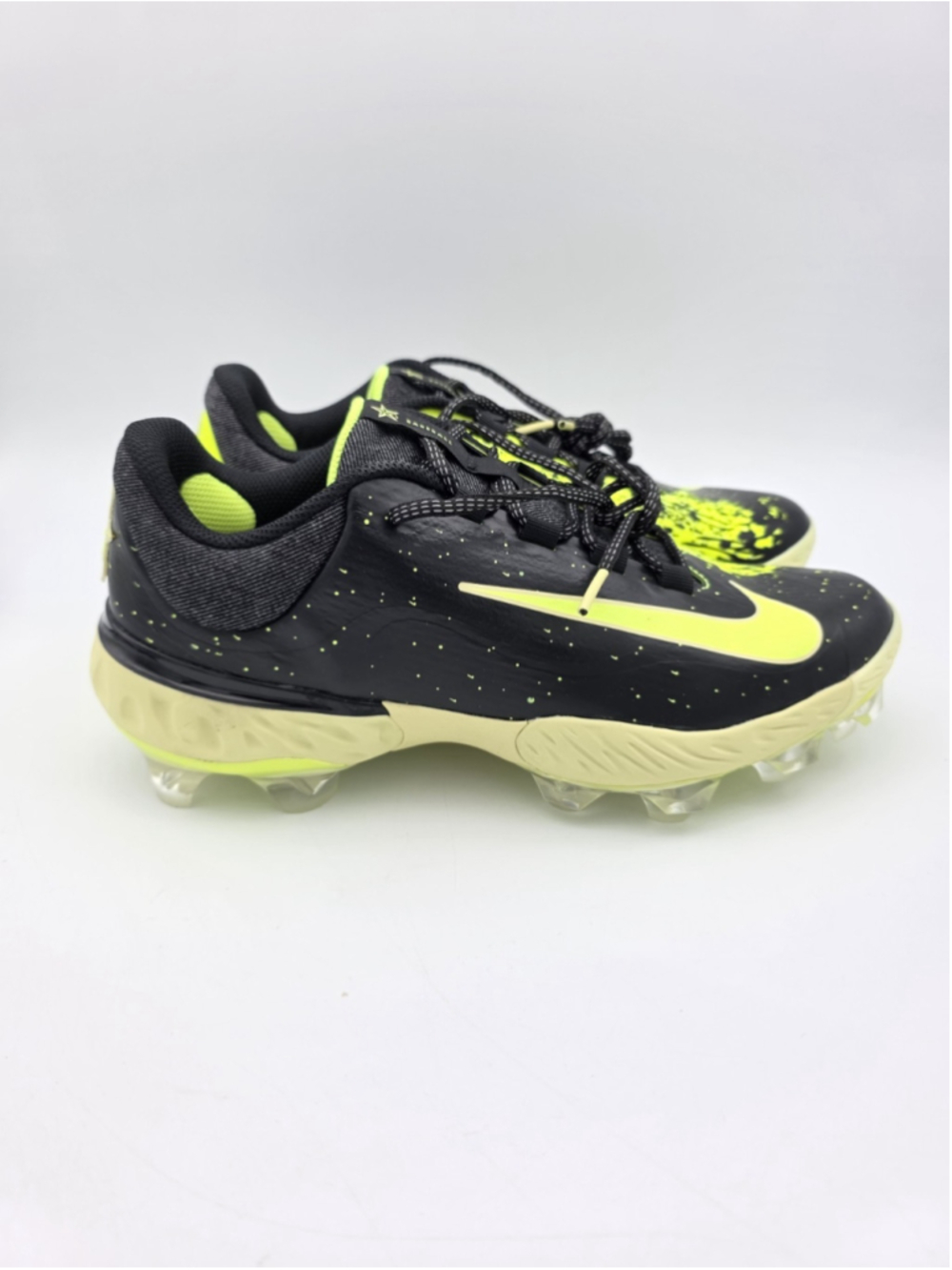 Nike Alpha Huarache Elite 4 Low MCS Men's Size 8.5 All Star Volt FV6096-001